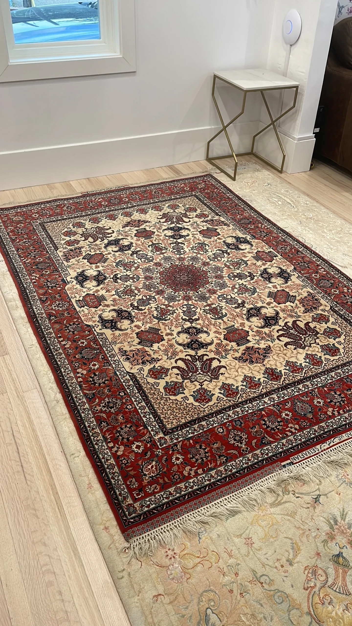 Choosing a Room-Sized Rug for a Balanced Interior